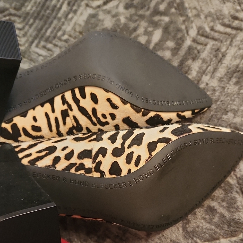 Elegant Animal Print Block Heels - Picture 11 of 17